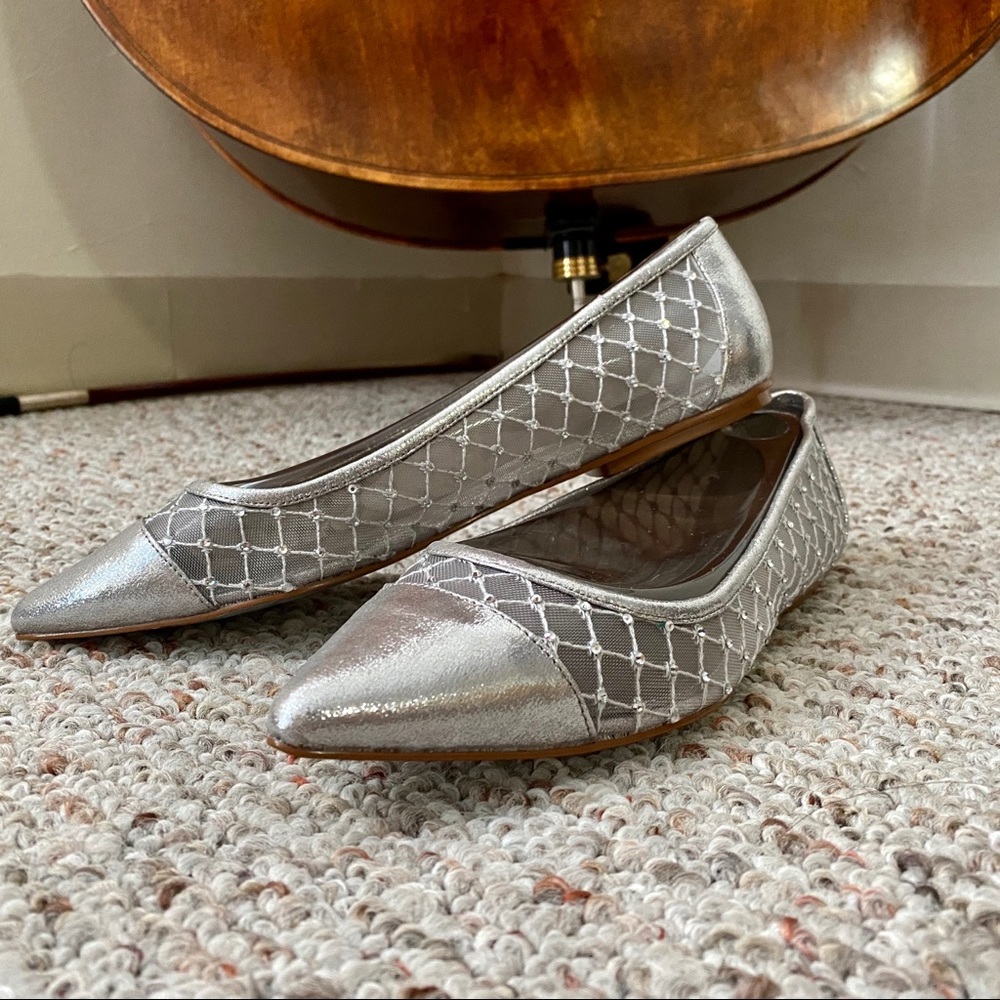 NWT Mesh Jewel Pointed Toe Formal Flats - 8